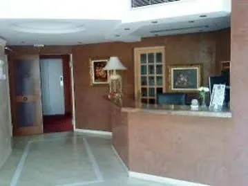 Vogue Hotel 4*