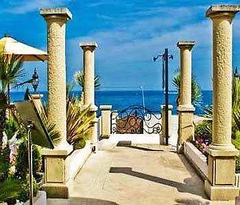 Vogue Antibes
